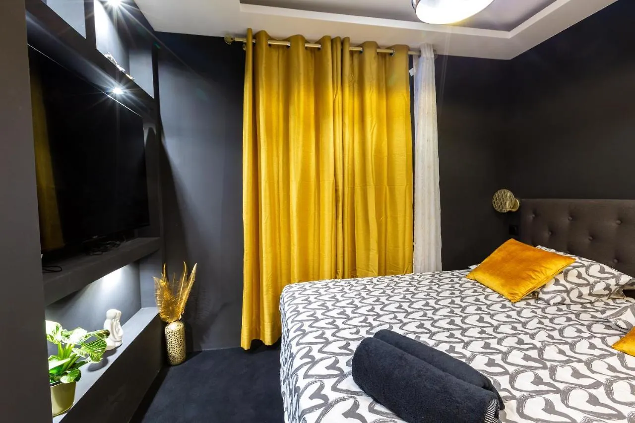 Apartment La Golden Room Avignon France