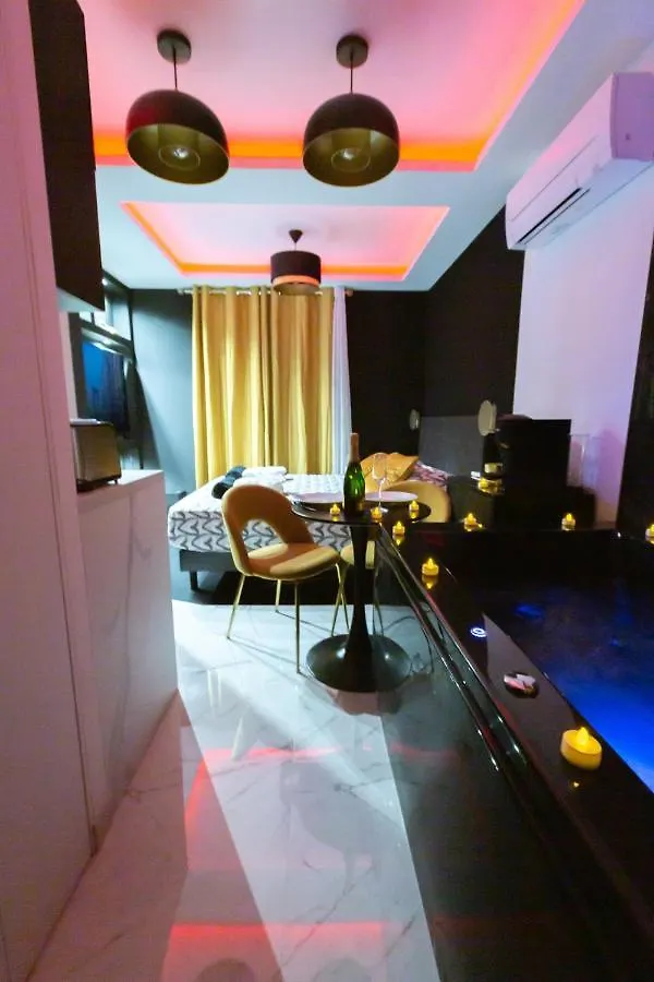 La Golden Room Avignon Apartment